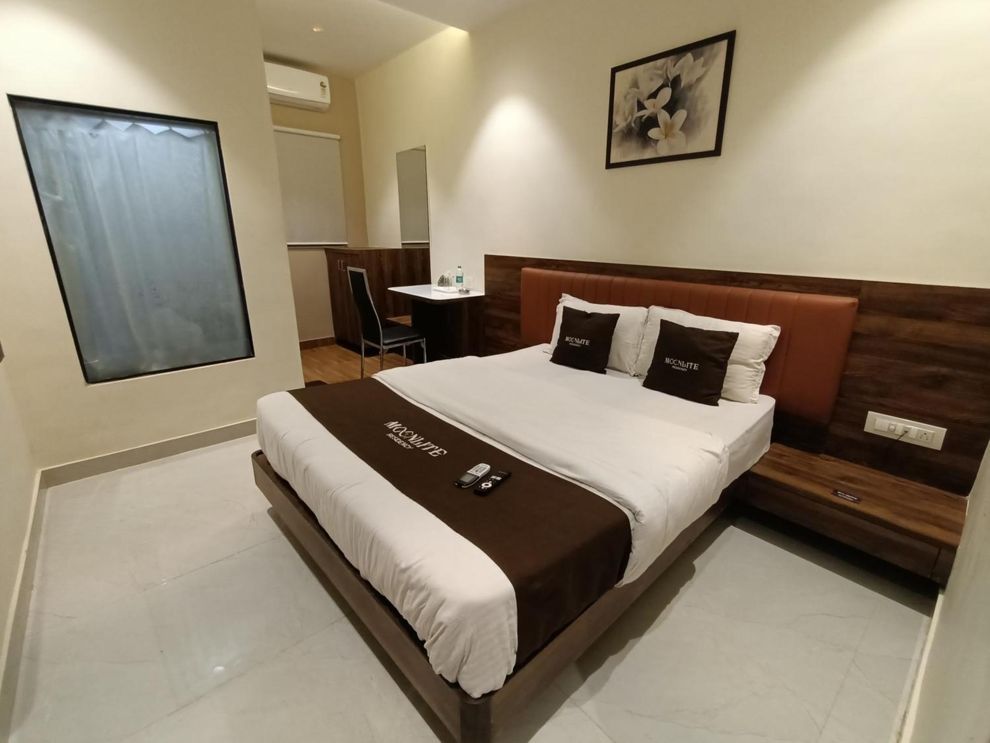 Hotel Moon Lite Residency - Marve Road Malad West Mumbai Kültér fotó