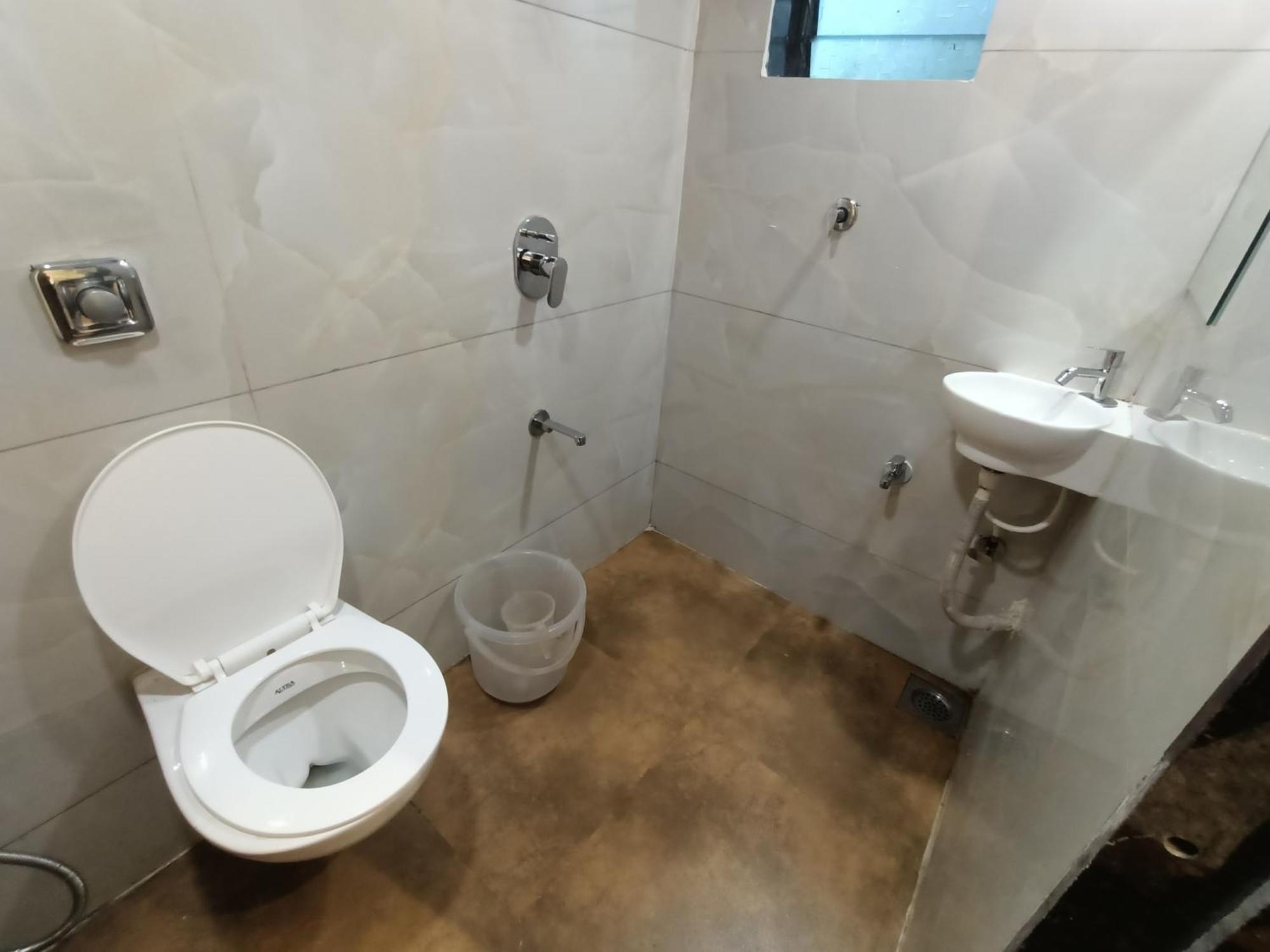 Hotel Moon Lite Residency - Marve Road Malad West Mumbai Kültér fotó