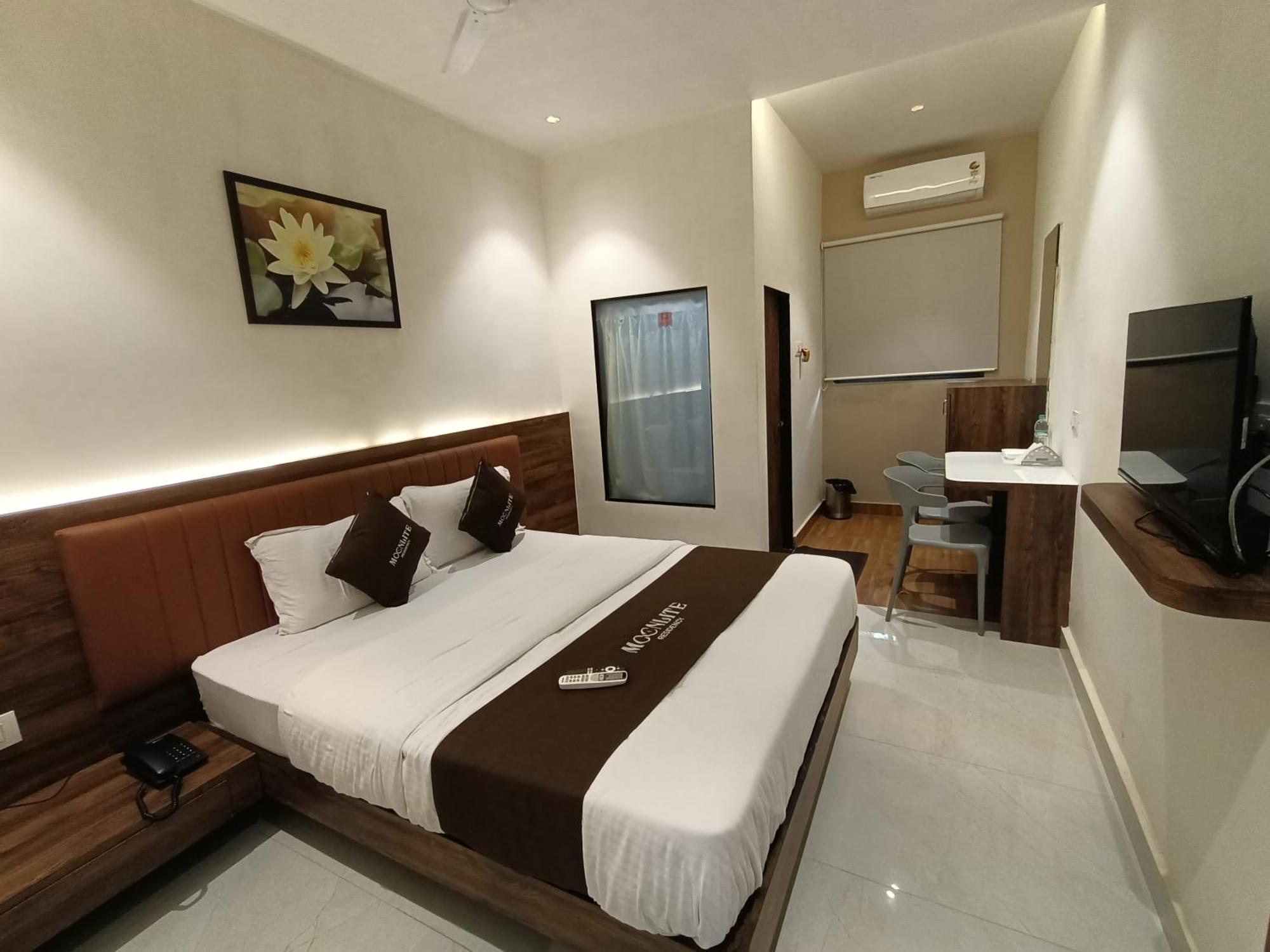 Hotel Moon Lite Residency - Marve Road Malad West Mumbai Kültér fotó
